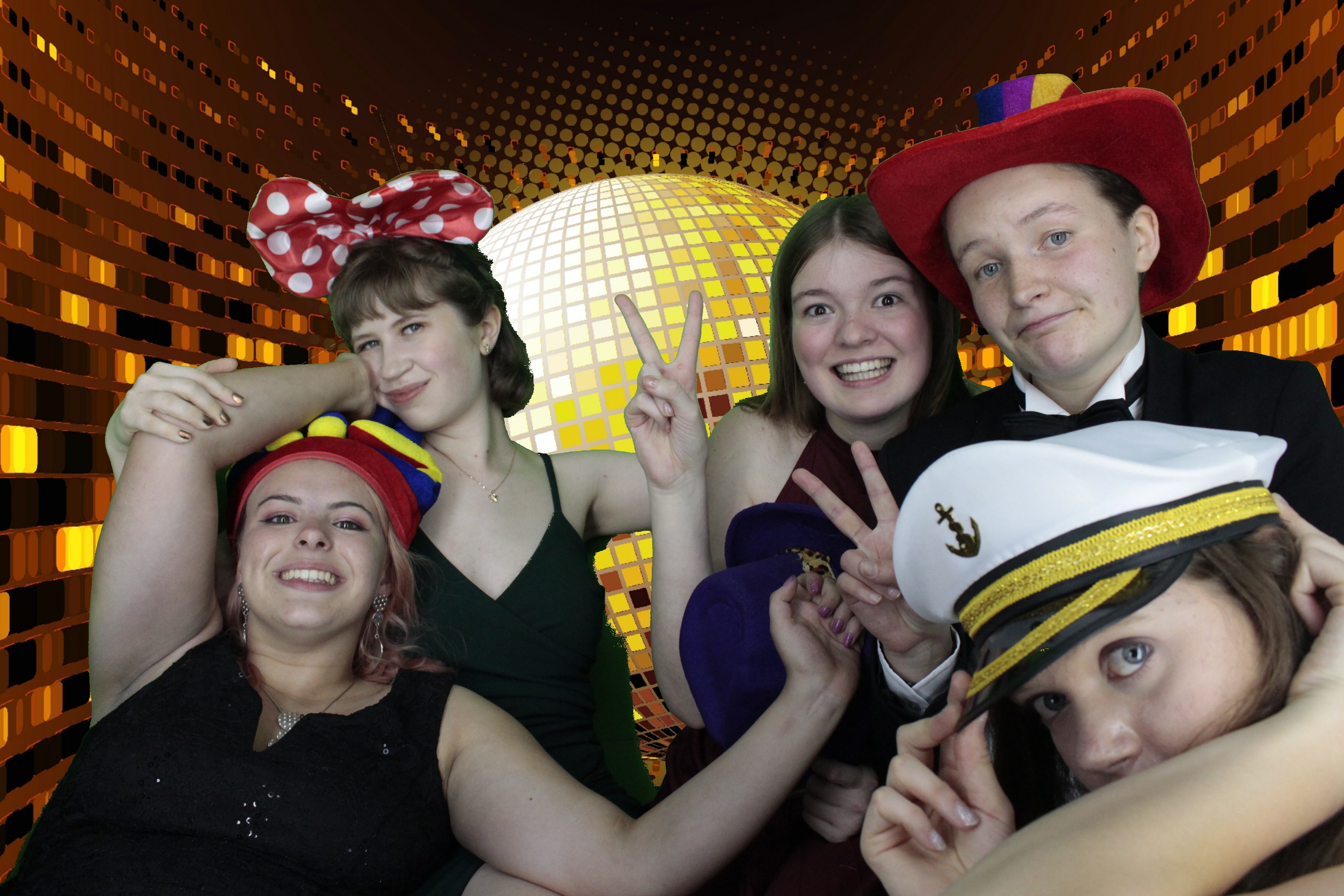 St Gabriel's Leavers 2019 | View more photos from the event at gallery.myphotoboothexperience.co.uk/u/MyPhotoBoothExperienceLtd/St-Gabriels-Leavers-2019